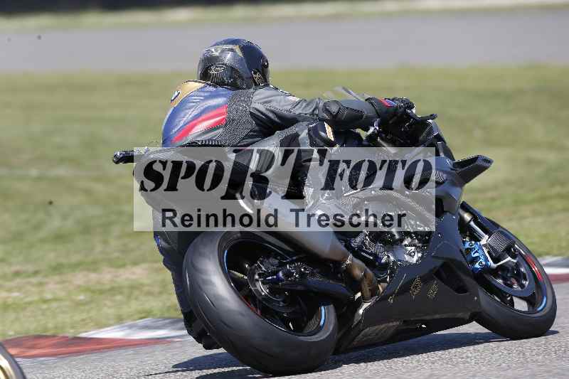 /44 09.08.2025 Plüss Moto Sport ADR/Freies Fahren/backside
